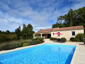 Ideal casa de vacaciones con piscina privada en Montcléra, Francia - Frayssinet-le-Gélat - image1