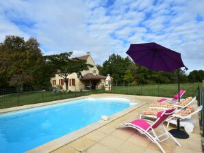 Ferienhaus Ruim vakantiehuis met privézwembad