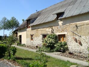 Rustiek vakantiehuis met tuin in Normandië - Gouvets - image1