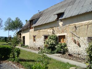 Rustikales Ferienhaus mit Garten in der Normandie - Gouvets - image1