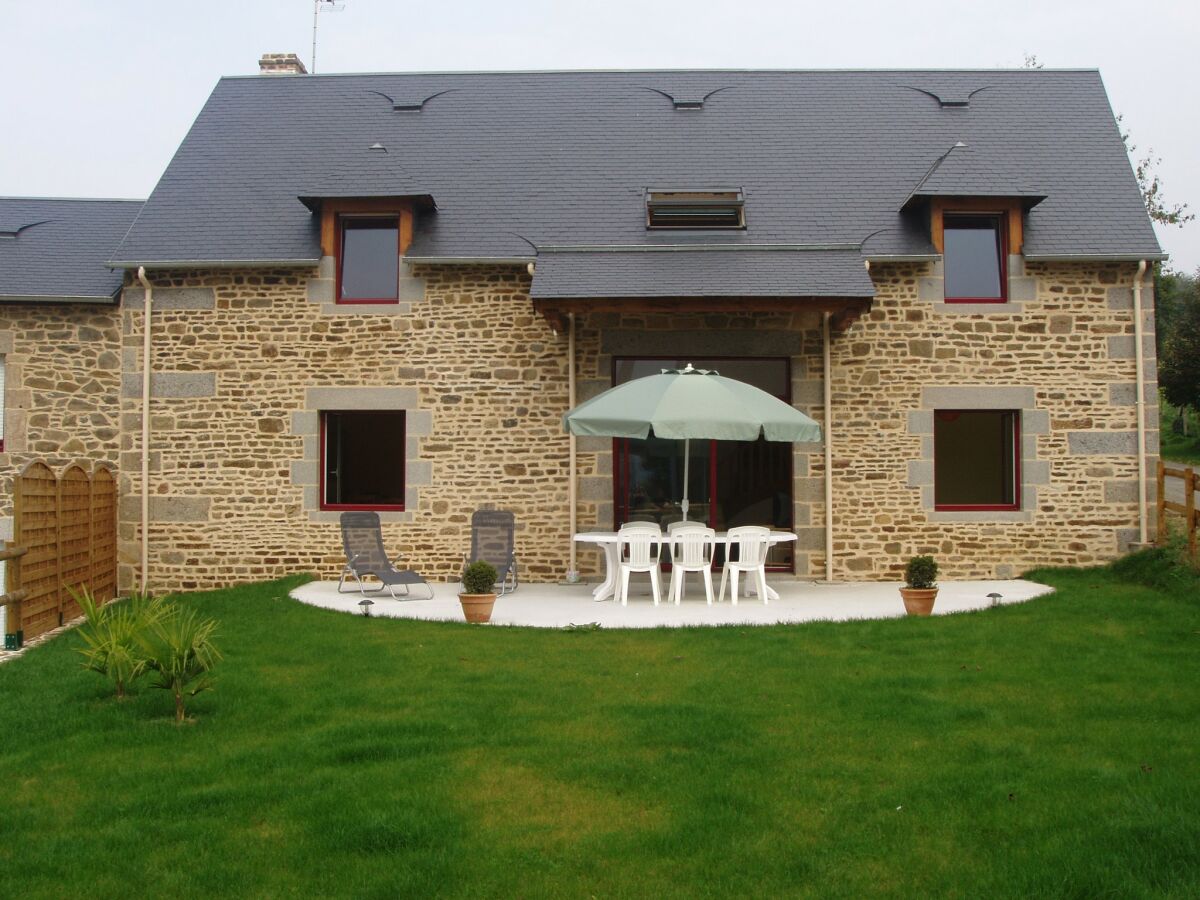 Casa de vacaciones La Chapelle-Urée Grabación al aire libre 1