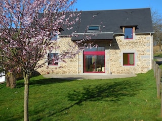 Cottage La Chapelle-Urée Außenaufnahme 3