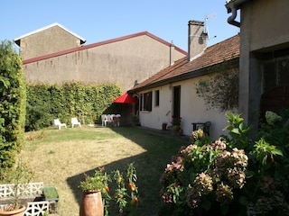 Ferienhaus Vic-sur-Seille Außenaufnahme 3