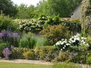 Cottage Schönes Ferienhaus mit Teich in Champvert - Saint-Hilaire-Fontaine - image1