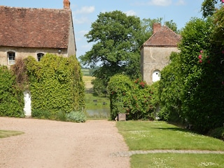 Landhaus Saint-Hilaire-Fontaine Außenaufnahme 15