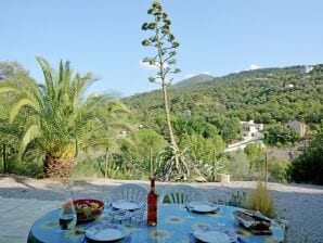 Villa Geräumiges Ferienhaus am Fluss - Le Boulou - image1