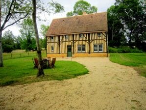 Holiday house Holiday home with private terrace - Central France - image1