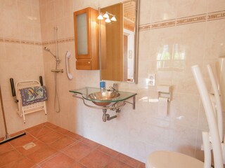 Villa Le Biot Caratteristiche 24