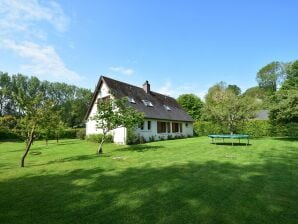 Holiday house Spacious vacation home with garden - Saint-Pierre-le-Vieux - image1