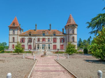 Schloss Chateau de Lastours - appartement Jasmin
