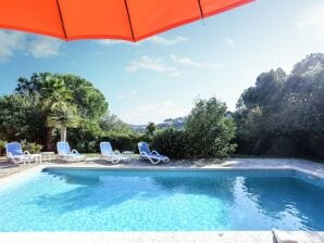 Maison de vacances Charmante villa à Berlou avec piscine privée - Bormes les Mimosas - image1