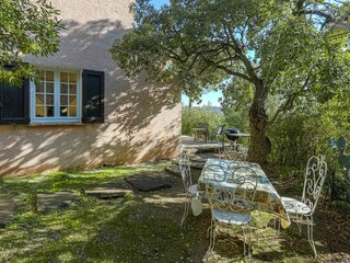 Vakantiehuis Bormes-les-Mimosas Buitenaudio-opname 10