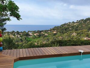 Villa Pretty house with sea view on the Hyères - Carqueiranne - image1