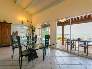 Villa Carqueiranne Features 17