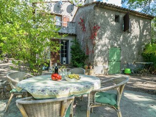 Villa Entrecasteaux Buitenaudio-opname 11