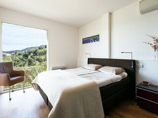 Villa L'Escaillon Features 16