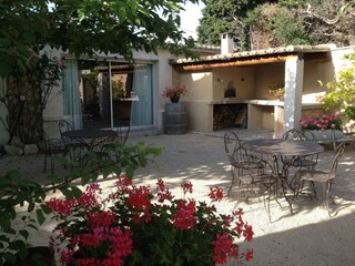 Villa Carpentras Buitenaudio-opname 12