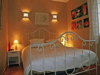 Villa Saint-Pierre-de-Vassols Features 24