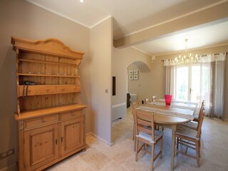 Villa Apt Features 24