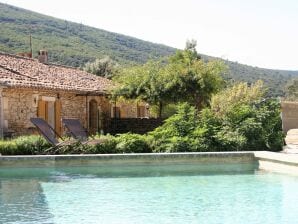 Holiday house Stylish house with heated pool in Lacoste - Lacoste - image1