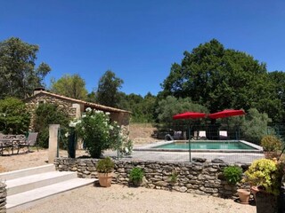 Vakantiehuis Lacoste Buitenaudio-opname 3