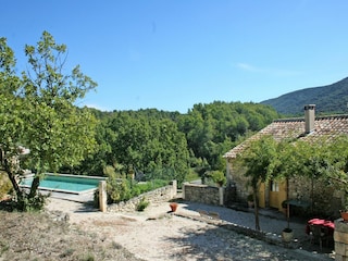 Ferienhaus Lacoste Außenaufnahme 18