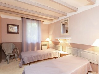 Cottage Oppède Ausstattung 20