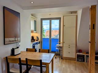 Wohn-Esszimmer - Blick zum Garten (Süden)