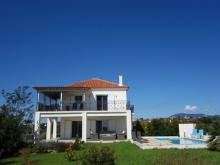 Villa Finiki Buitenaudio-opname 4