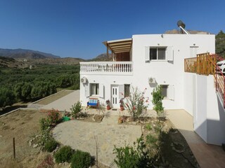 Villa Makrigialos Buitenaudio-opname 2