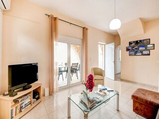 Villa Vrises Features 13