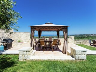 Villa Viran Episkopi Buitenaudio-opname 8