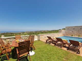 Villa Viran Episkopi Buitenaudio-opname 13