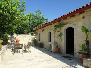 Holiday house Gemütliches Ferienhaus auf dem Land in Pasalites - Archea Eleftherna - image1