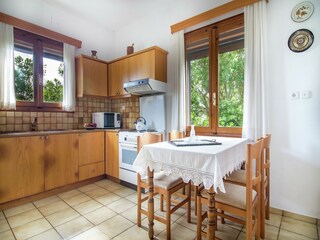 Villa Lefkogia Features 24