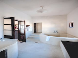 Villa Megalochori (Santorini) Features 27