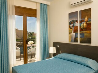 Villa Pefki Features 27
