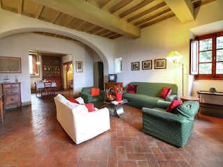 Farmhouse Rufina Features 12