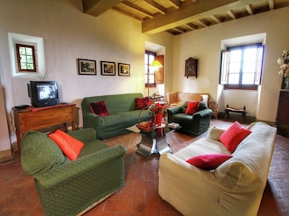 Farmhouse Rufina Features 15
