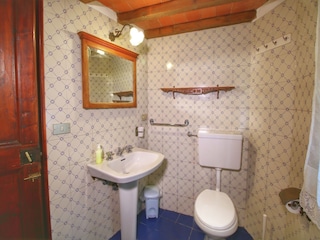 Farmhouse Rufina Features 35