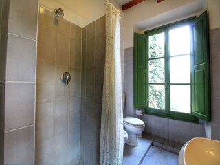 Farmhouse Rufina Features 21