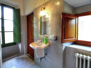 Farmhouse Rufina Features 29