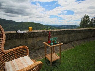 Farmhouse Rufina Outdoor Recording 7