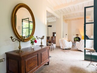 Farmhouse Carmignano Features 19