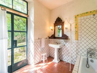 Farmhouse Carmignano Features 27