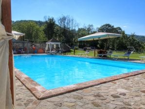 Ferienhaus Freistehendes Haus mit Blick auf das Anwesen - Todi - image1