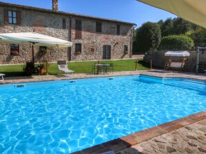 Apartment Ansprechende Wohnung in Todi mit Swimmingpool - Todi - image1