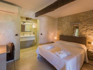 Villa Sant'Ippolito Características 22