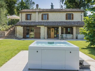Villa Sant'Ippolito Grabación al aire libre 8