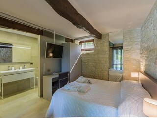 Villa Sant'Ippolito Características 23